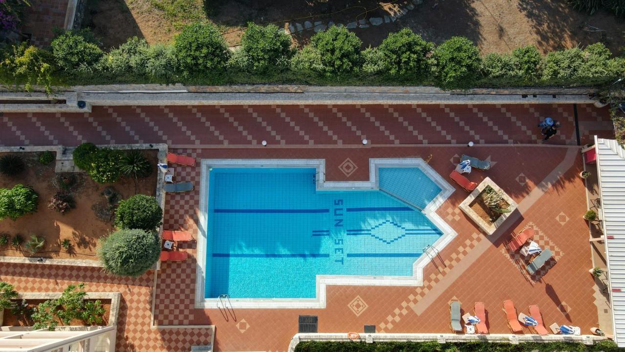 Sunset Apartments Mália Exterior foto